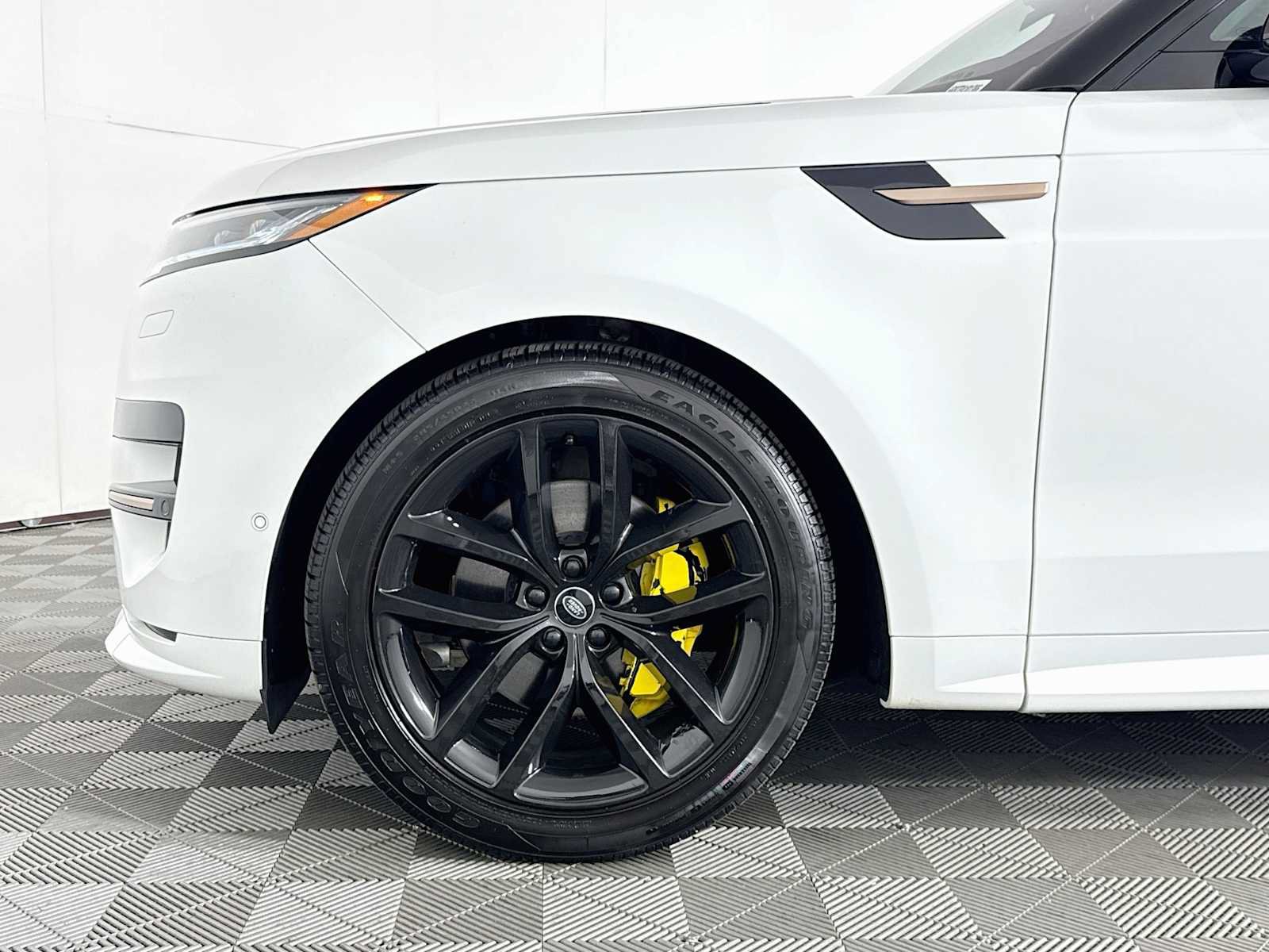 Certified 2023 Land Rover Range Rover Sport SE Dynamic AWD/4WD image 29