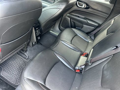 Used 2025 Jeep Compass Trailhawk AWD/4WD image 11