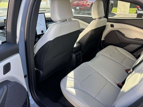 New 2025 Ford Mustang Mach-E Premium image 27