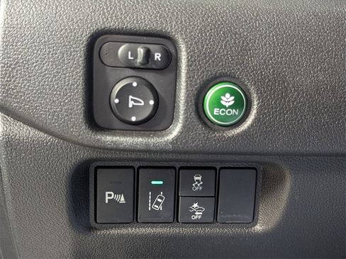 Used 2018 Honda Pilot Elite image 13