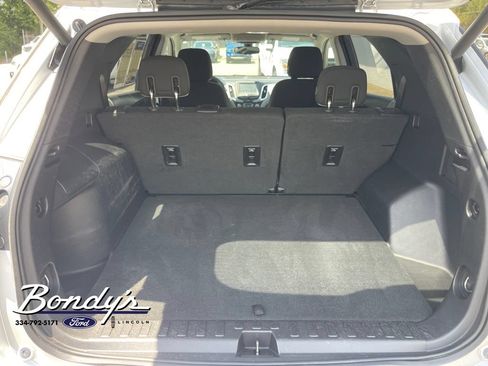 Used 2018 Chevrolet Equinox LT FWD image 14