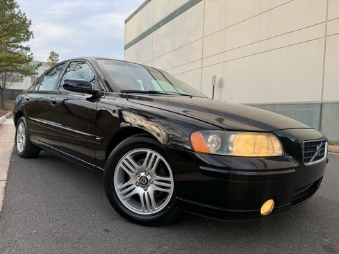 Used 2005 Volvo S60 2.5T image 6