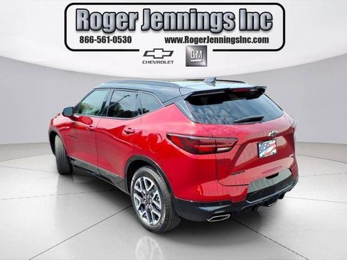 Used 2025 Chevrolet Blazer RS w/ Driver Confidence II Package FWD image 3