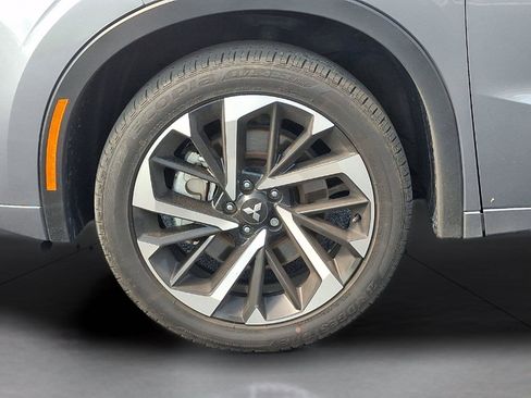 Used 2023 Mitsubishi Outlander SEL AWD/4WD image 29