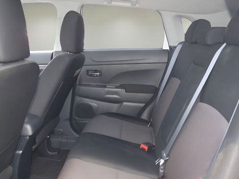 Used 2017 Mitsubishi Outlander Sport LE FWD image 12