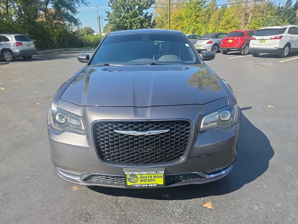 Used 2016 Chrysler 300 S w/ 300S Premium Group RWD image 2