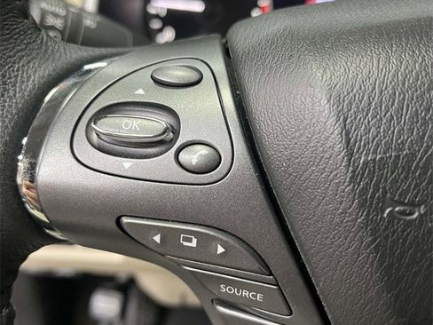 Used 2024 Nissan Murano SV image 22