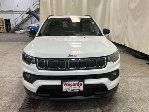 Certified 2022 Jeep Compass Latitude w/ Sun and Sound Group image 8