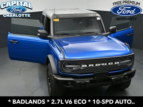 Used 2023 Ford Bronco Badlands AWD/4WD image 32