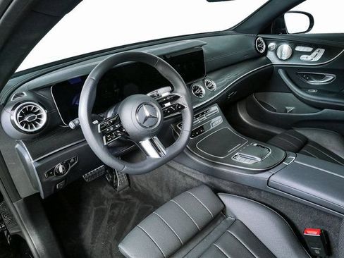 Used 2023 Mercedes-Benz E 450 Coupe image 4