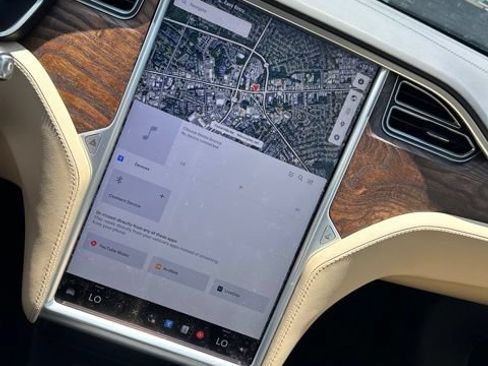 Used 2016 Tesla Model S 75D AWD/4WD image 17