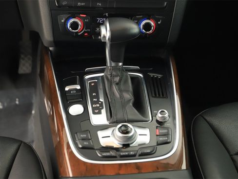 Used 2015 Audi Q5 2.0T Premium Plus w/ Technology Package image 21