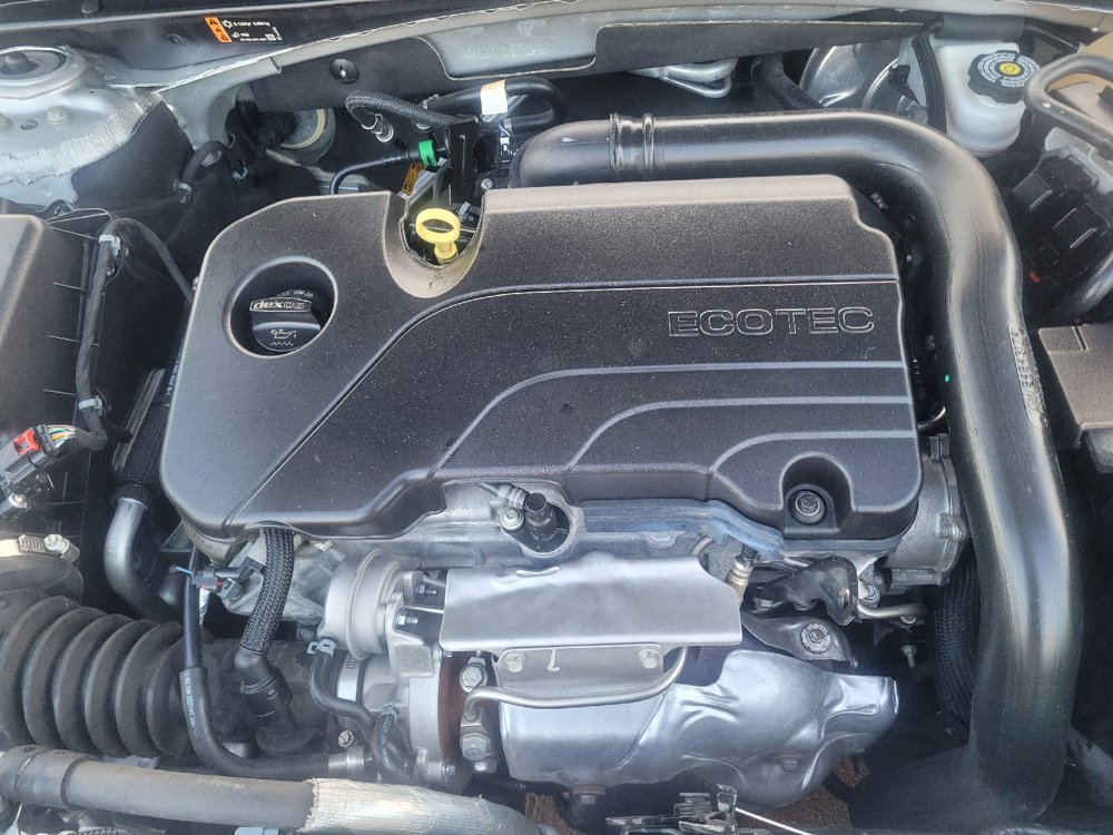 Used 2022 Chevrolet Malibu LT FWD image 30