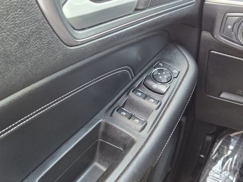Used 2021 Ford Edge Titanium AWD/4WD image 18