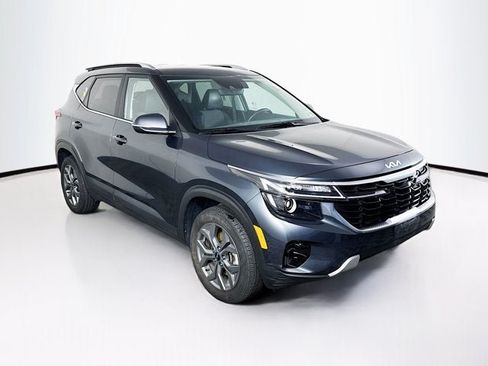 Certified 2024 Kia Seltos S AWD/4WD image 3
