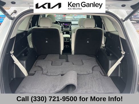 Certified 2023 Kia Sorento SX image 53