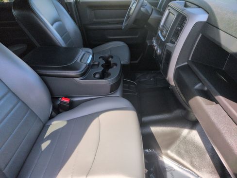 Used 2023 RAM 1500 Tradesman w/ Chrome Appearance Group AWD/4WD image 34