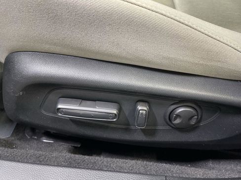 Used 2023 Honda Accord EX image 12