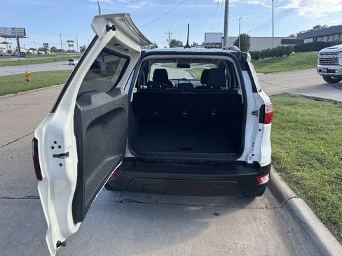 Used 2018 Ford EcoSport SE w/ SE Convenience Package FWD image 10