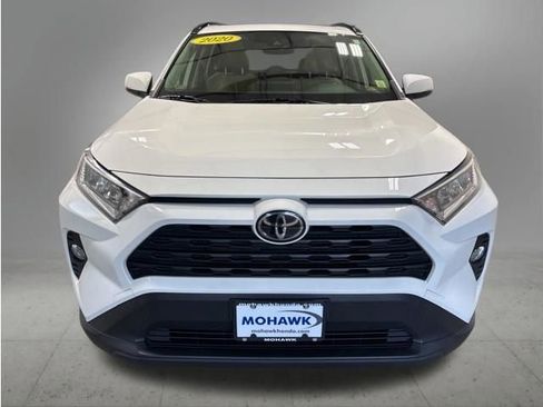 Used 2020 Toyota RAV4 XLE w/ Convenience Package AWD/4WD image 9