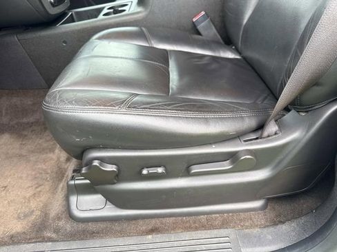 Used 2014 GMC Yukon XL SLT RWD image 23