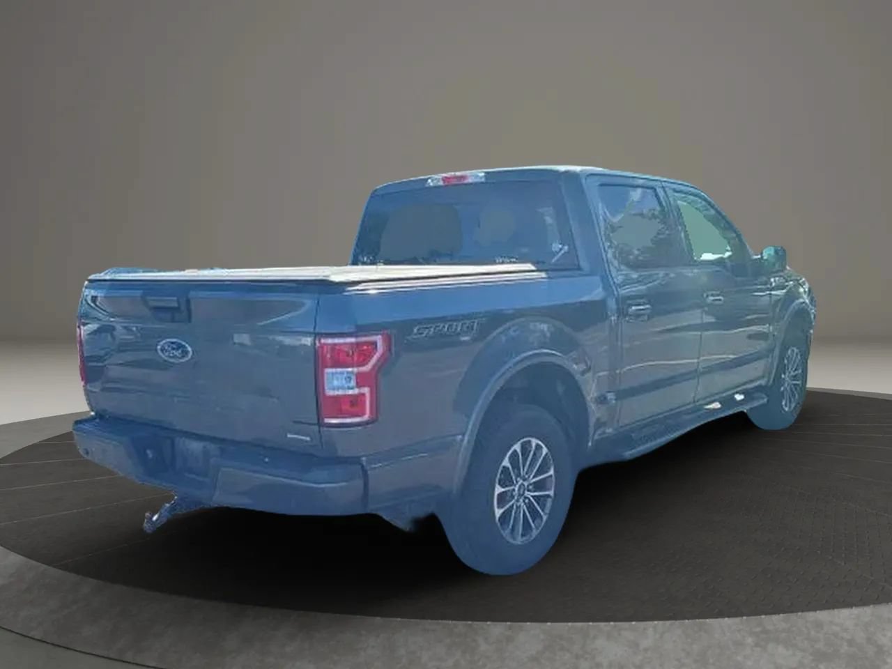 Used 2018 Ford F150 XLT w/ Equipment Group 302A Luxury AWD/4WD image 5