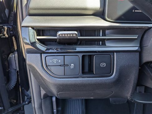 Certified 2026 Kia Sportage LX w/ LX Convenience Package image 28