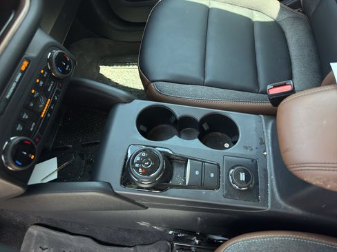 Used 2024 Ford Bronco Sport Outer Banks w/ Tech Package AWD/4WD image 10