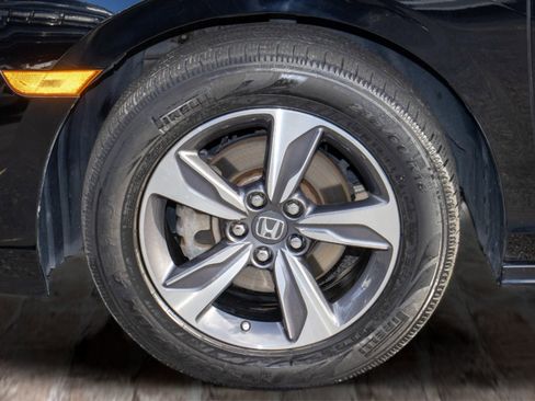 Certified 2018 Honda Odyssey Touring image 38