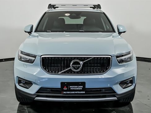 Used 2019 Volvo XC40 T4 Momentum FWD image 4
