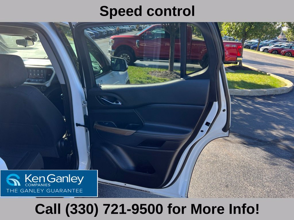 Used 2022 GMC Acadia SLE w/ Driver Convenience Package FWD image 52