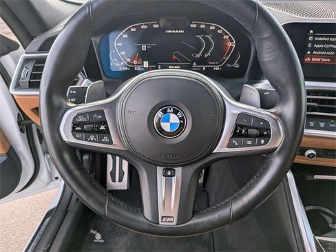 Used 2023 BMW 440i xDrive Convertible w/ Premium Package image 18