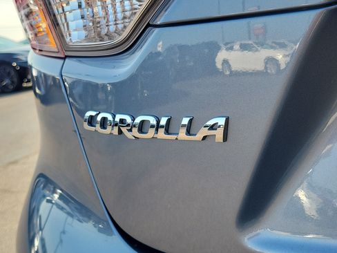 Used 2024 Toyota Corolla LE FWD image 6