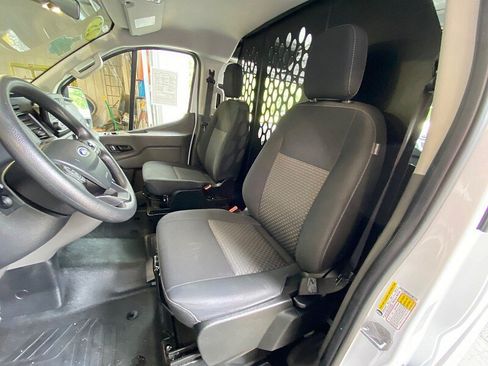 Used 2025 Ford Transit 250 Low Roof w/ Exterior Upgrade Package RWD image 23