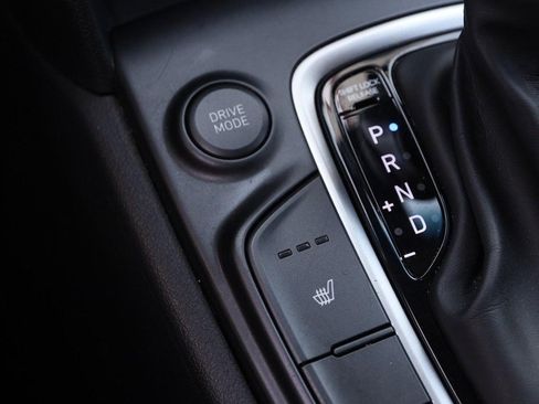 Used 2019 Hyundai Kona SEL FWD image 19