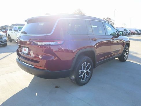 New 2025 Jeep Grand Cherokee L Limited image 21