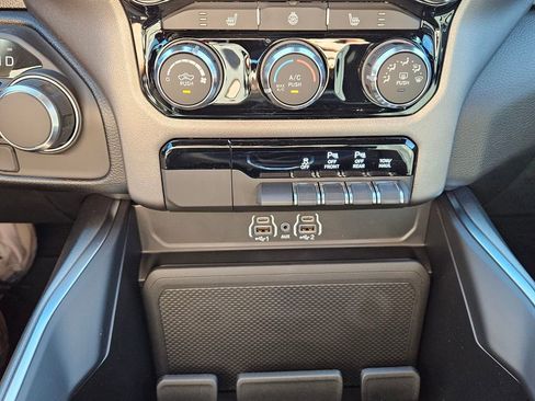 New 2026 RAM 1500 Big Horn AWD/4WD image 19