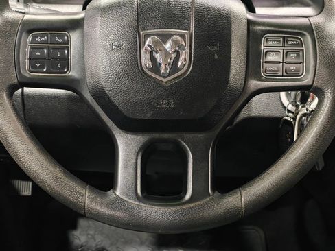 Used 2019 RAM 1500 ST w/ SXT Plus Group AWD/4WD image 5