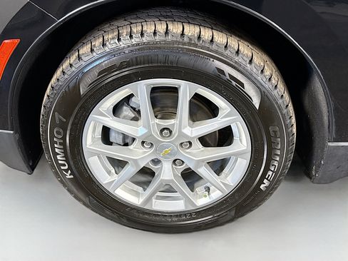 Used 2022 Chevrolet Equinox LT image 38