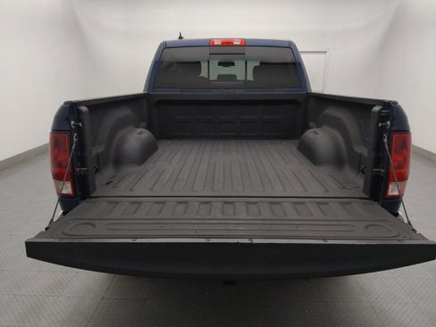 Used 2020 RAM 1500 Classic SLT w/ Luxury Group RWD image 29