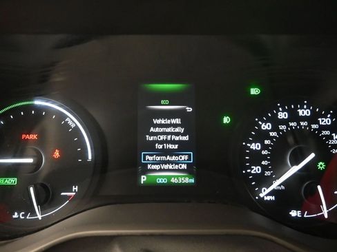 Used 2024 Toyota Sienna XLE image 7