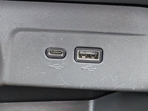 Used 2024 Chevrolet Trax LS image 22