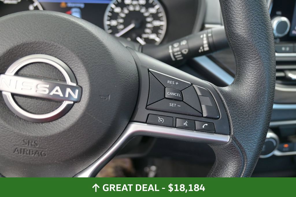 Used 2024 Nissan Altima 2.5 SV FWD image 38