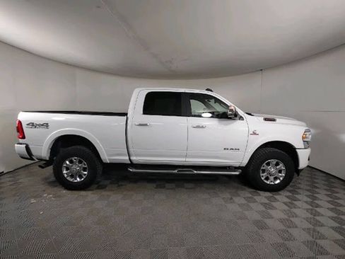 Used 2022 RAM 2500 Laramie AWD/4WD image 9