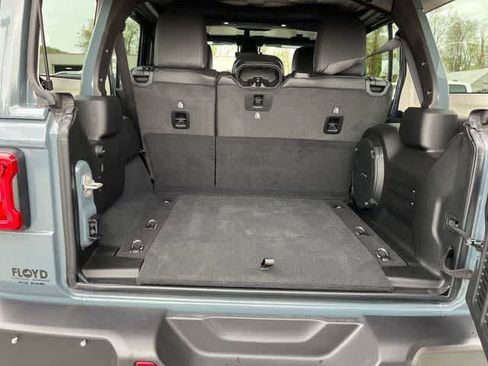 New 2024 Jeep Wrangler Sahara w/ Technology Group image 27