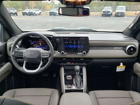 New 2026 Chevrolet Colorado ZR2 w/ Technology Package image 38