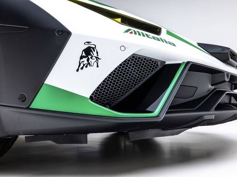 Used 2024 Lamborghini Huracan Sterrato AWD/4WD image 25