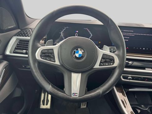 Used 2024 BMW X5 xDrive40i w/ M Sport Package AWD/4WD image 12