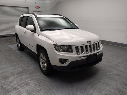 Used 2016 Jeep Compass High Altitude AWD/4WD image 13