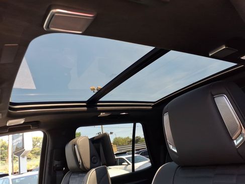 Certified 2026 Cadillac Escalade Platinum Luxury w/ LPO, Floor Liner Package AWD/4WD image 27